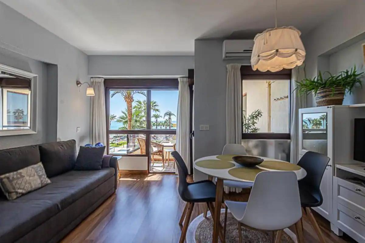 Encantador apartamento en primera línea de playa Benalmádena Exterior foto