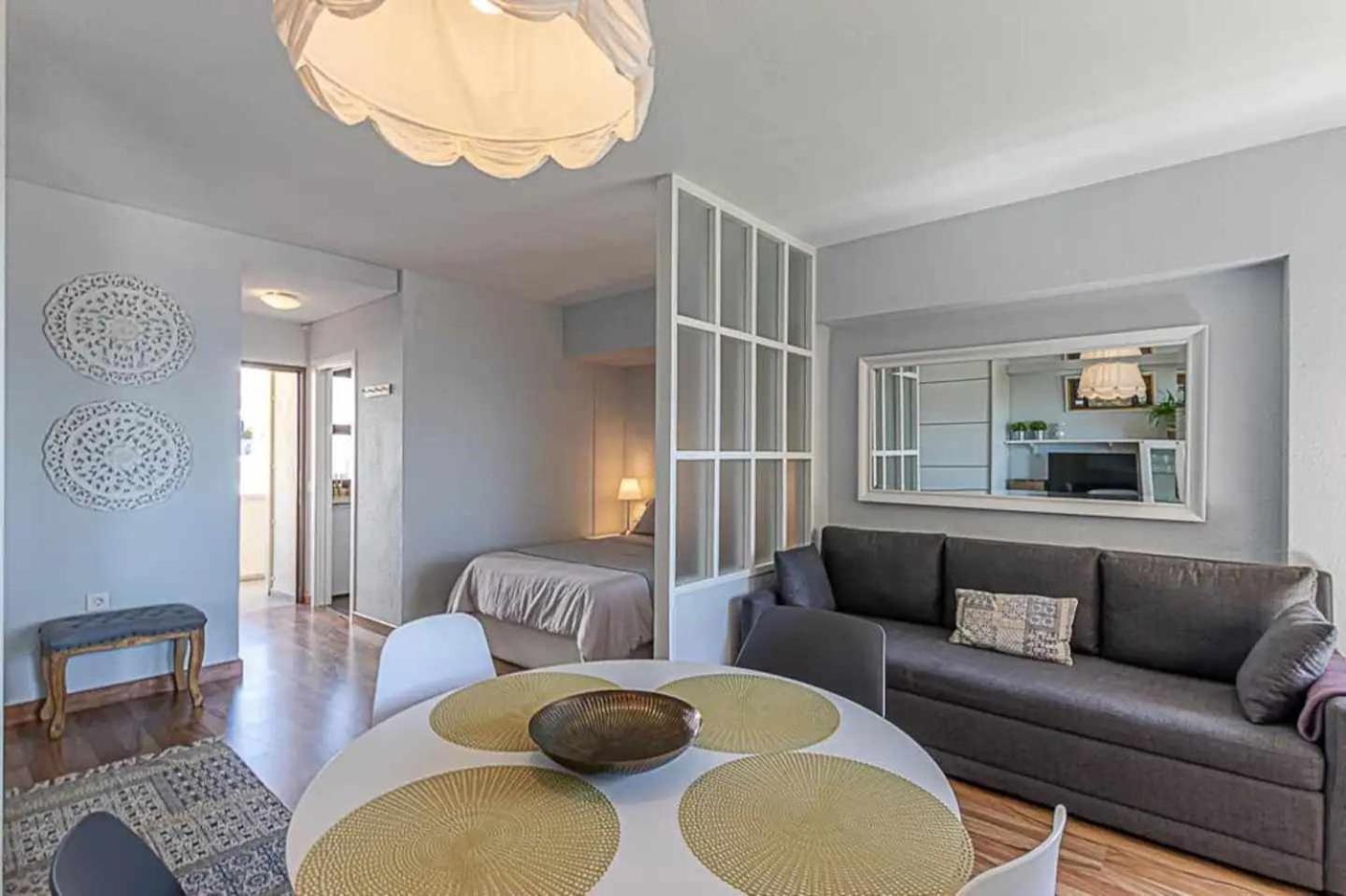 Encantador apartamento en primera línea de playa Benalmádena Exterior foto