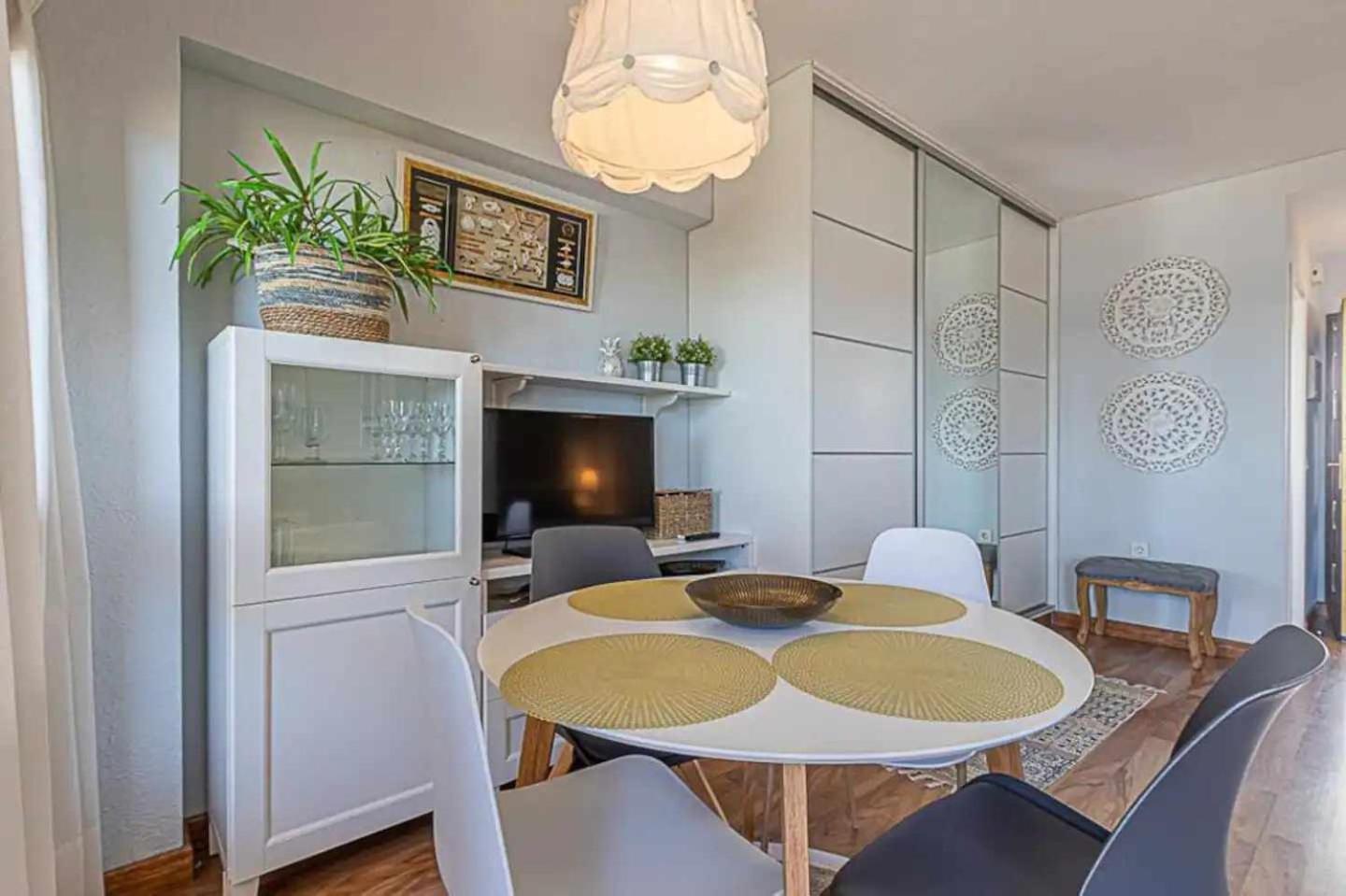 Encantador apartamento en primera línea de playa Benalmádena Exterior foto
